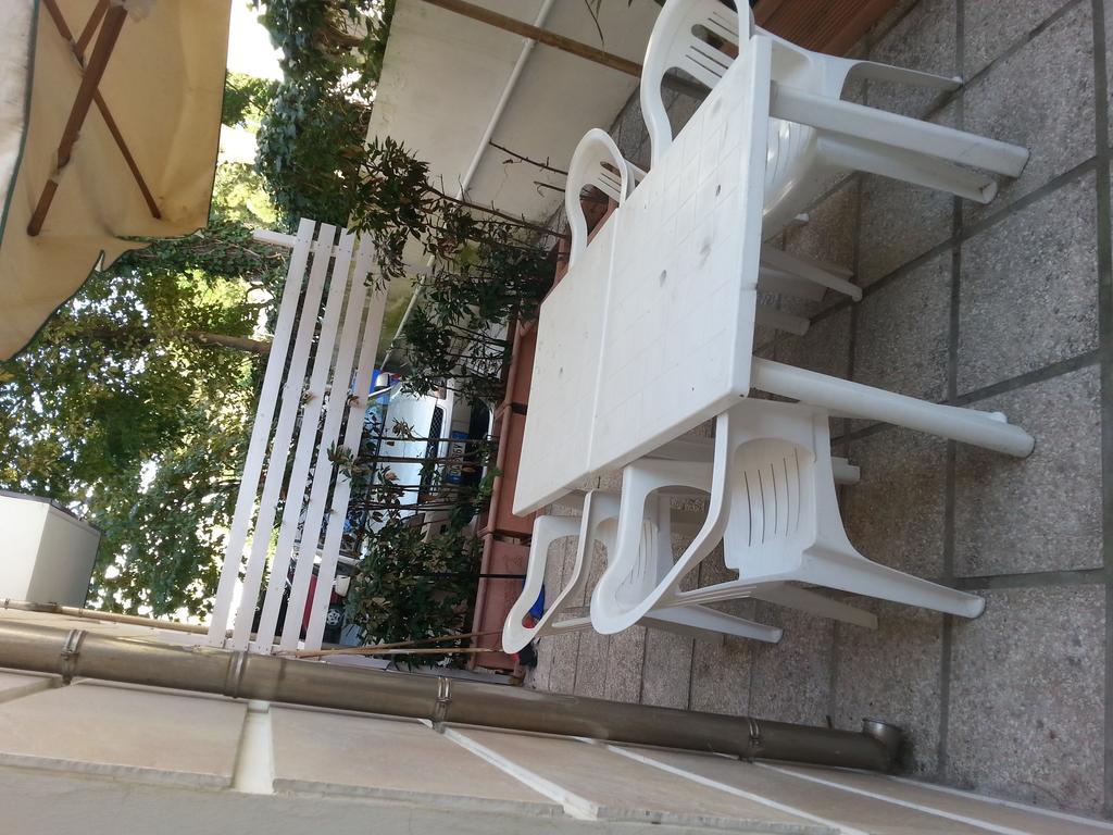 Residence Nocchiero Riccione Eksteriør billede