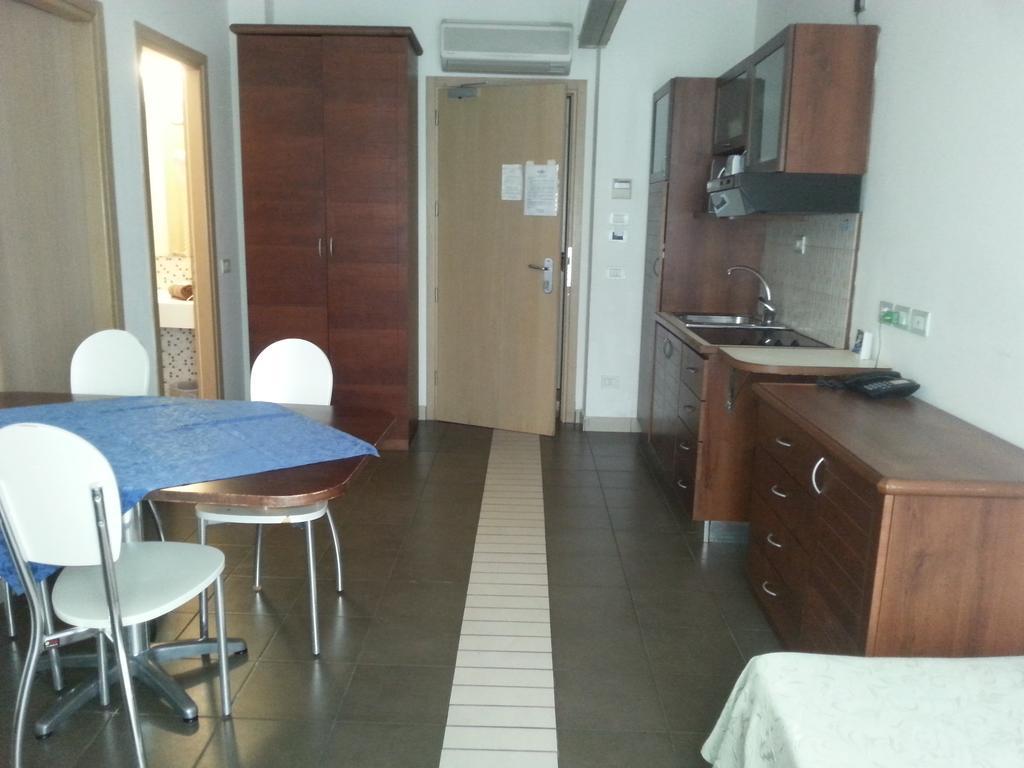 Residence Nocchiero Riccione Eksteriør billede