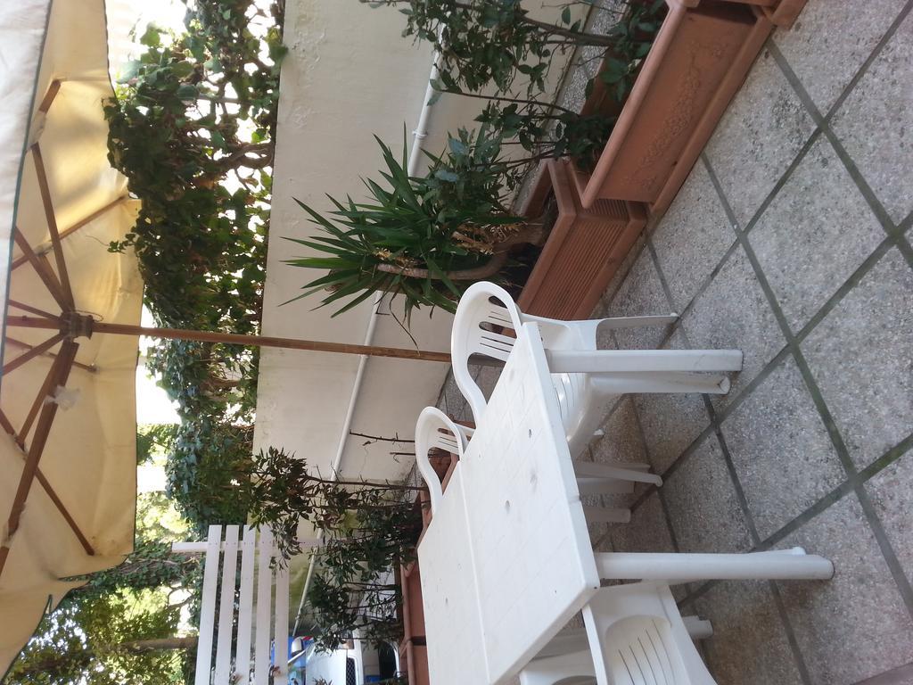 Residence Nocchiero Riccione Eksteriør billede