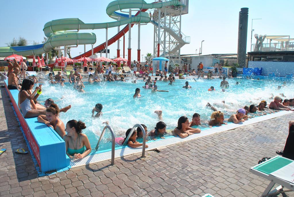 Residence Nocchiero Riccione Eksteriør billede