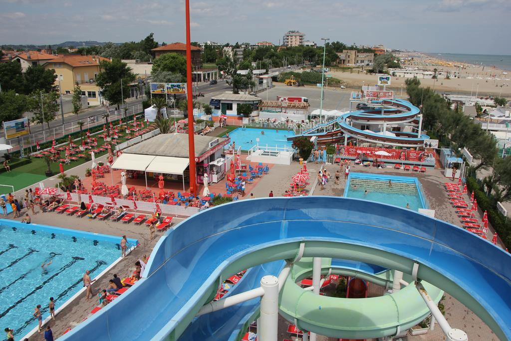 Residence Nocchiero Riccione Eksteriør billede